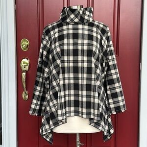 Japanalia Oversized Plaid Top Black Tan
